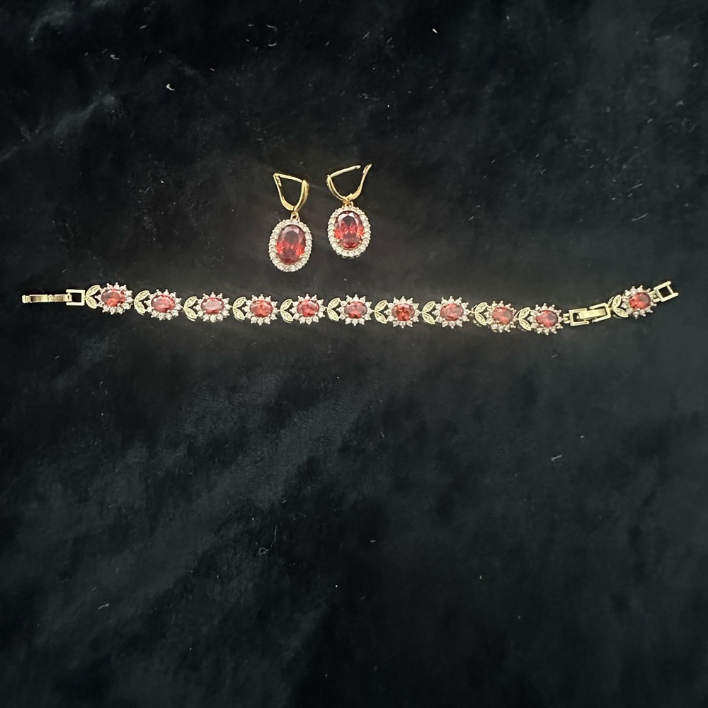 Gold tone and Red Jewelry Set